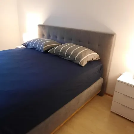 Modern With Garden & Terrace, 13 Min To Arena Villa *